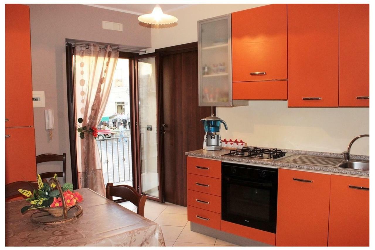 Casa Vacanza "La Chiazza Di Grutti" Grotte  Bagian luar foto