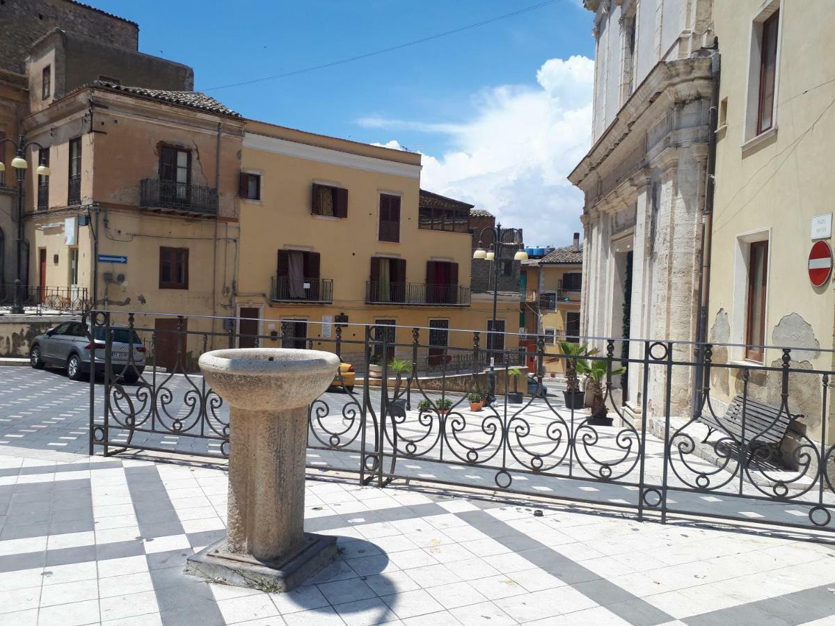 Casa Vacanza "La Chiazza Di Grutti" Grotte  Bagian luar foto